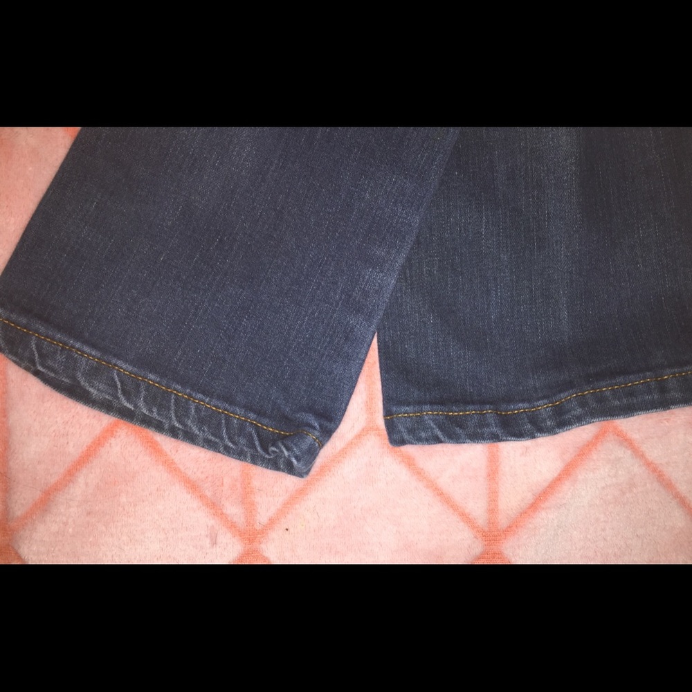 Kimes Ranch Jeans Betty Seventeen. Size 00/34.